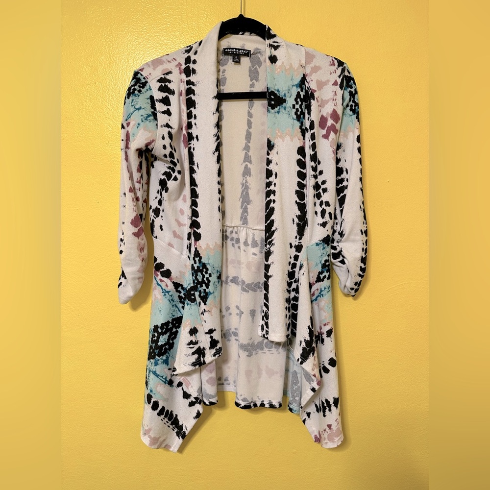 About a girl size S cardigan